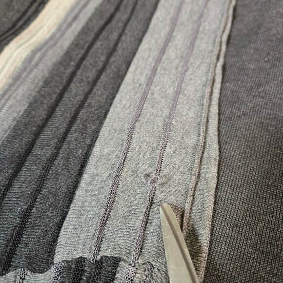 Eileen Fisher XS Gray Tunic Sweater w Matching Scarf Colorblock Sleeves Tencel - Picture 12 of 15